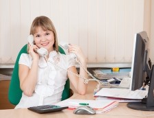 An Auckland telemarketer sets a sales appointment with a lead in auckland for your small business
